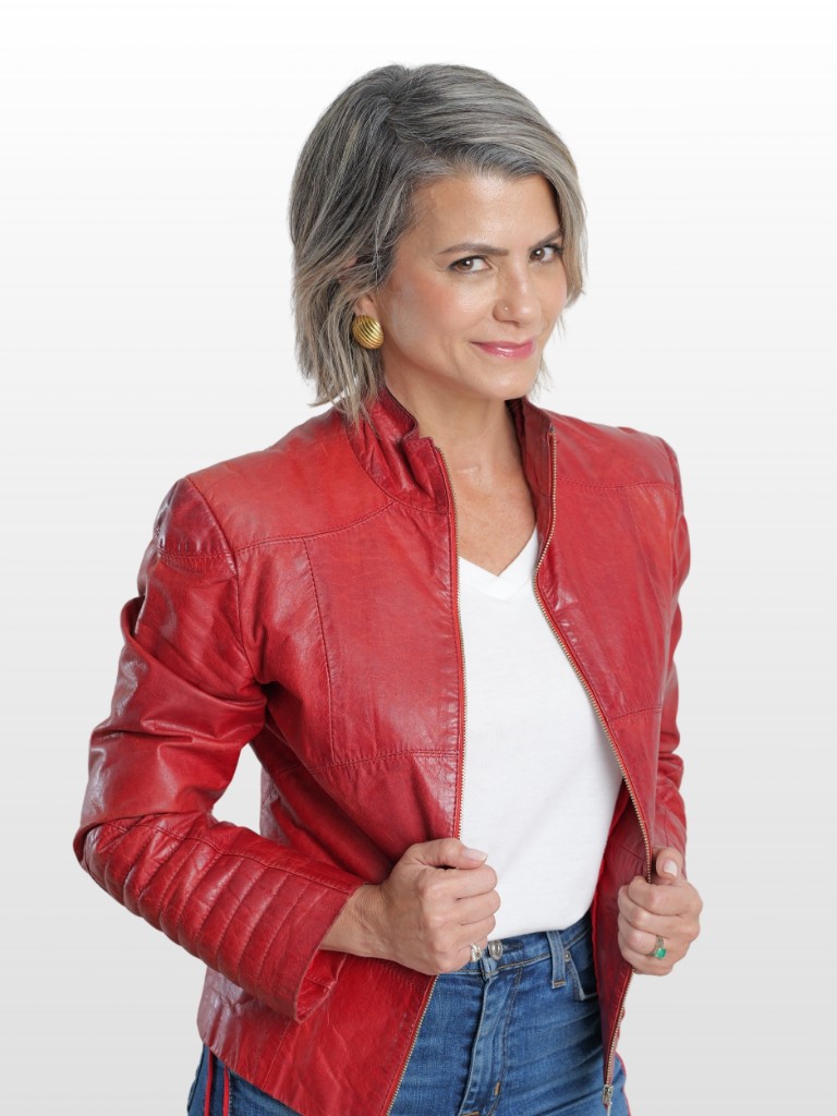 Rosaida Plá creando contenido de marca para la mujer hispana 45+